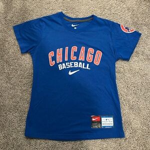 Nike Chicago Cubs shirt